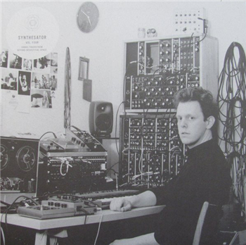 DANIEL FAGERSTRÖM - Synthesator Vol. 4: Beyond Interstitial Space - UFO MONGO DANIEL FAGERSTRÖM - Synthesator Vol. 4: Beyond Interstitial Space - UFO MONGO