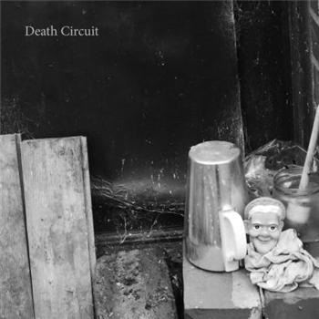 Death Circuit - Teeparty Am Waldbrand - Pudel Produkte