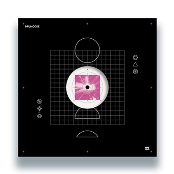 Oscar Escapa - Enemy Returns - DRUMCODE