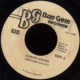Gregory Isaacs - Dug Out