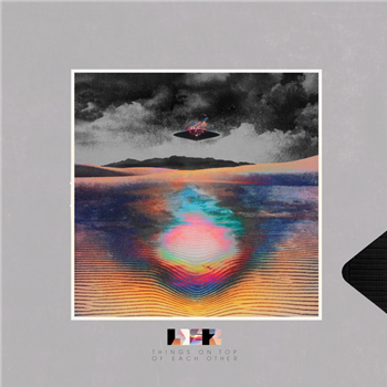 LayerZ - Things On Top Of Each Other - Raw Tapes LayerZ - Things On Top Of Each Other - Raw Tapes