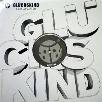 Santos Resiak & Dirty Room - Gluckskind