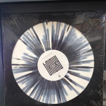 Tricky - Valentine (12" Splatter Coloured Vinyl) - K7! Tricky - Valentine (12" Splatter Coloured Vinyl) - K7!